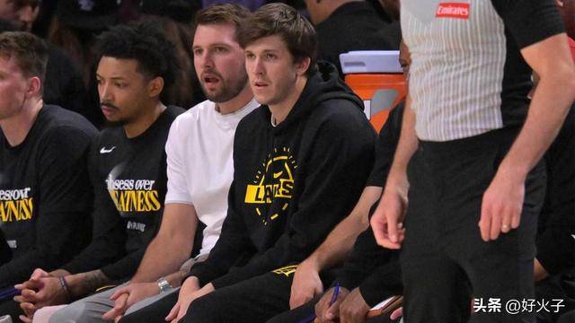 开云官网 -康复中，湖人队主教练雷迪克透露里夫斯伤愈复出的下一步计划