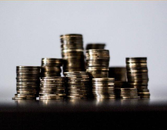 kaiyun -机构：主动权益基金重仓白酒比例环比略有回落，头部酒企获市场青睐